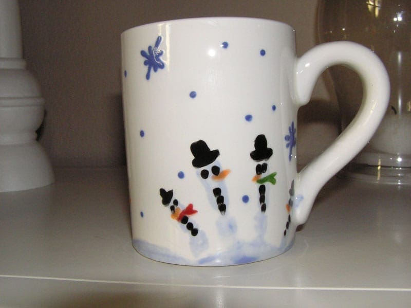 Snowman mug with fingers