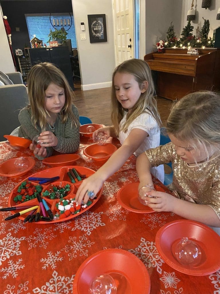 Kid Friendly Christmas Party Craft Ideas